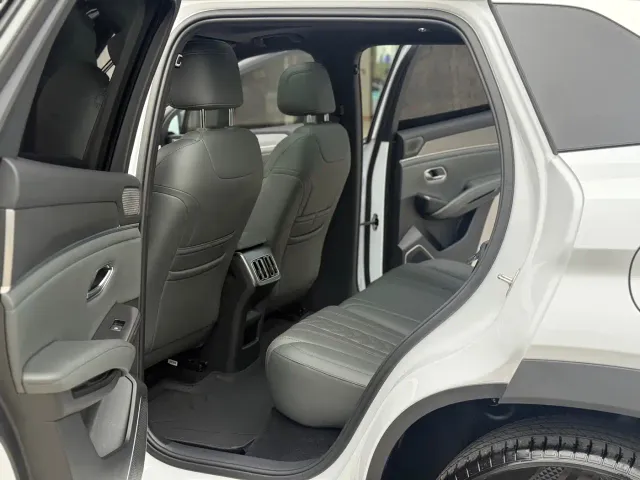 BYD Song L DM-i — Фото автомобиля 5