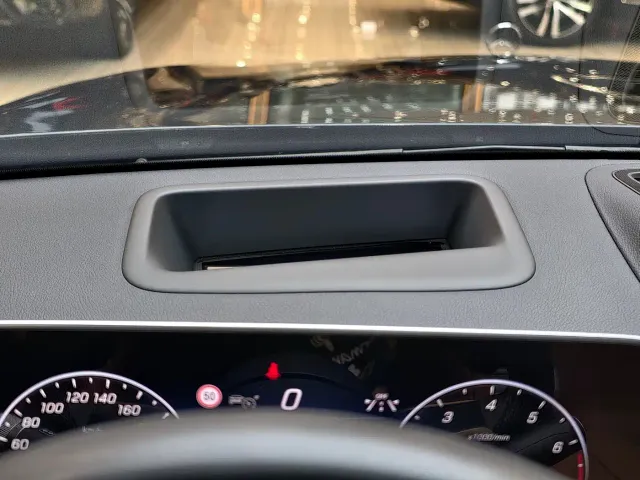 Mercedes-Benz S-Class — Фото автомобиля 21