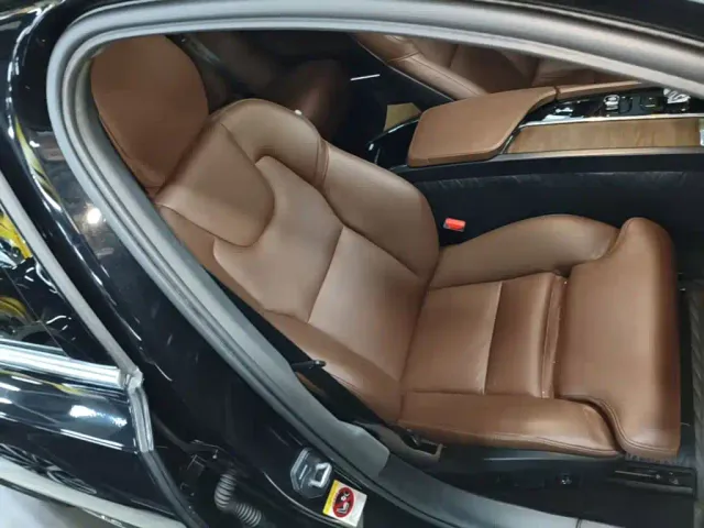 Volvo S90 — Фото автомобиля 24