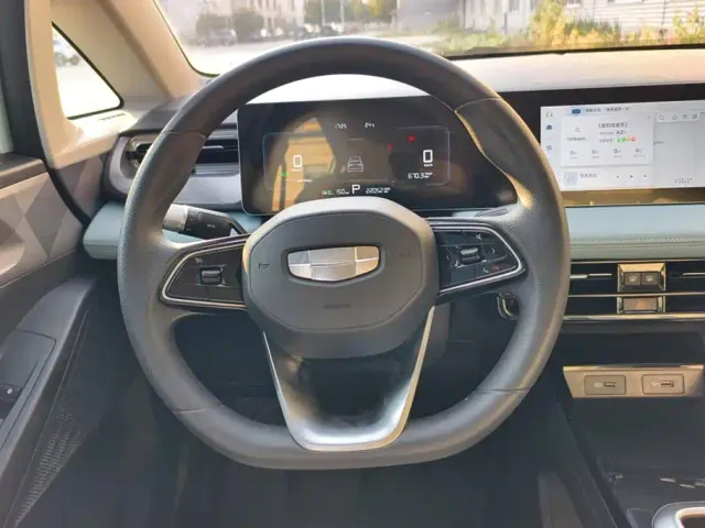 Geely Geometry E Firefly — Фото автомобиля 15