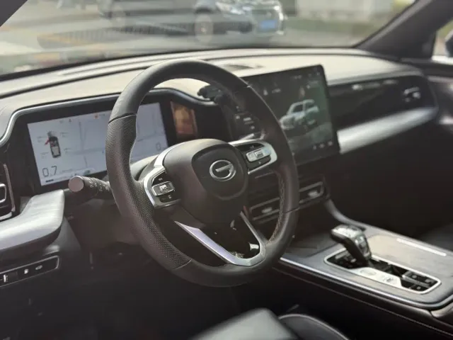 GAC Trumpchi GS8 — Фото автомобиля 4