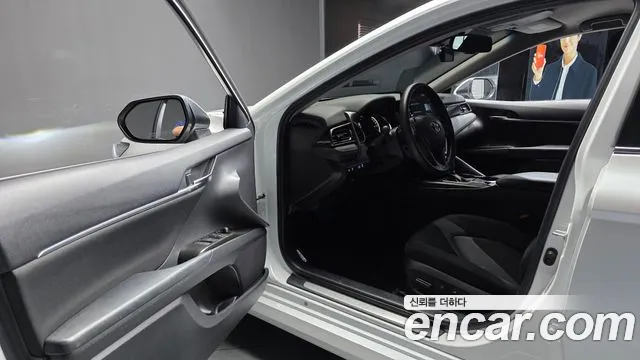 Toyota Camry — Фото автомобиля 7