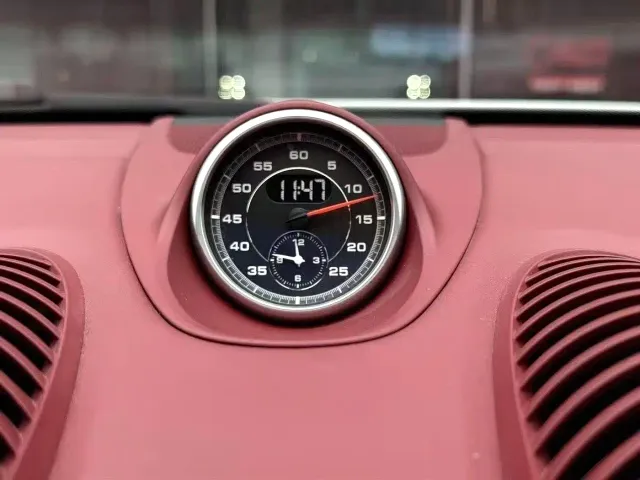 Porsche 718 — Фото автомобиля 8