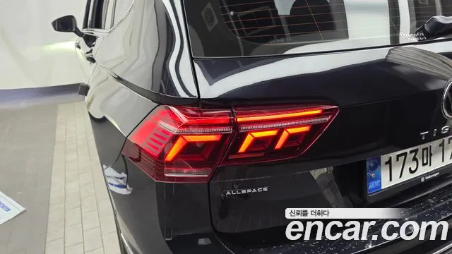 Volkswagen Tiguan — Фото автомобиля 23