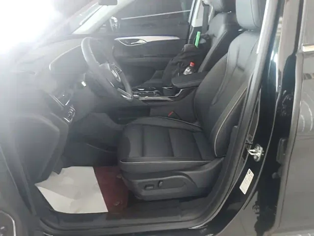 Buick Envision Plus — Фото автомобиля 14
