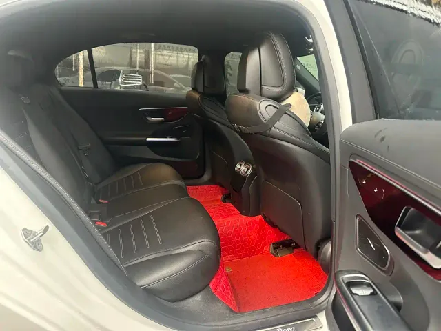 Mercedes-Benz C-Class — Фото автомобиля 9