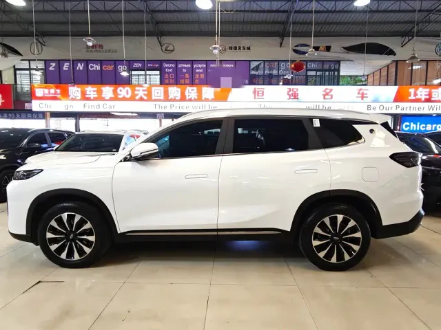 Chery Tiggo 8 PLUS — Фото автомобиля 3