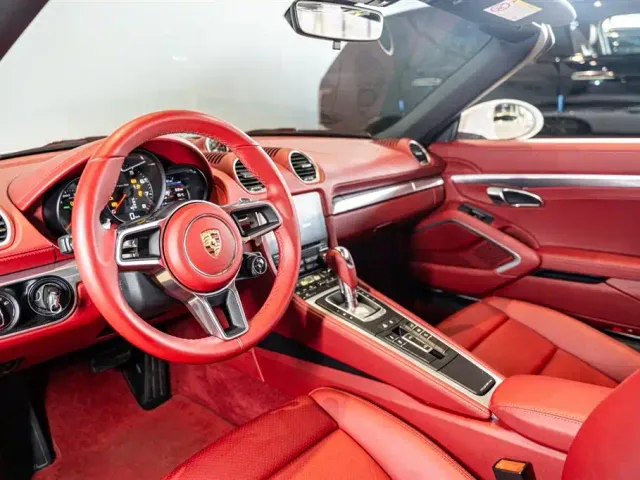 Porsche 718 — Фото автомобиля 6