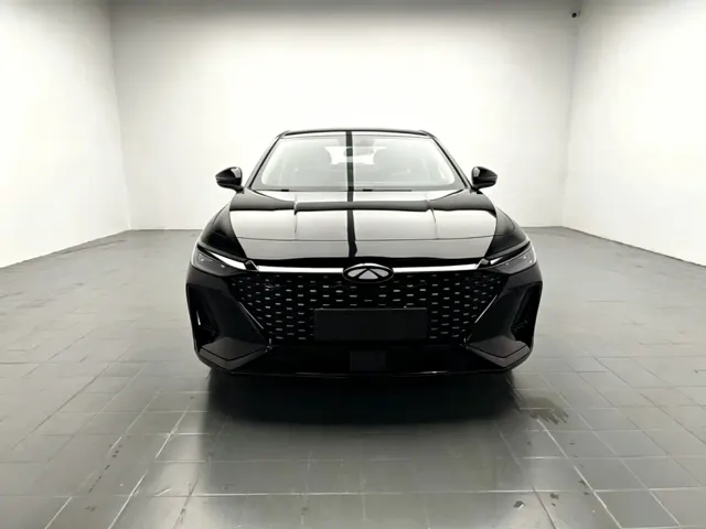 Chery Fulwin A8 — Фото автомобиля 2