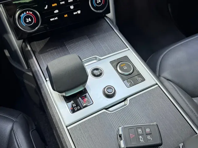 Land Rover Range Rover — Фото автомобиля 9