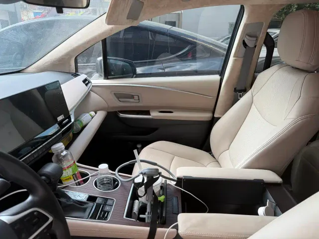 Toyota Granvia — Фото автомобиля 7