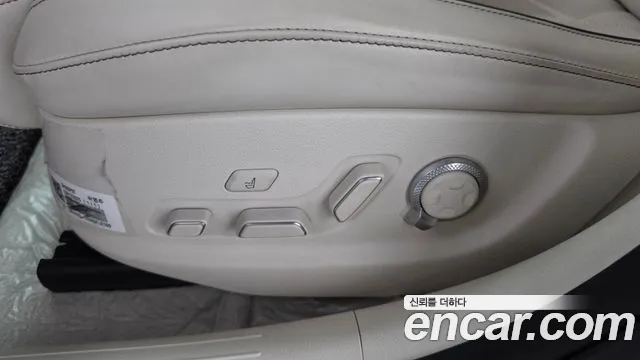 Genesis G80 RG3 — Фото автомобиля 30