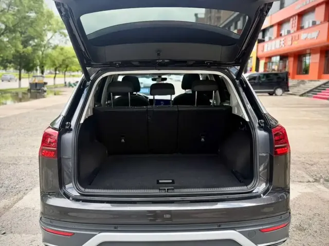 Volkswagen Tayron — Фото автомобиля 14
