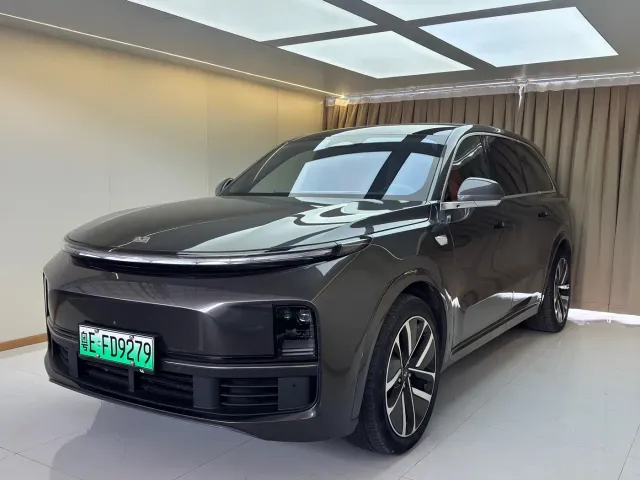 Фотография автомобиля — Li Auto L9