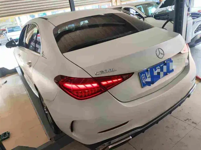 Mercedes-Benz C-Class — Фото автомобиля 2