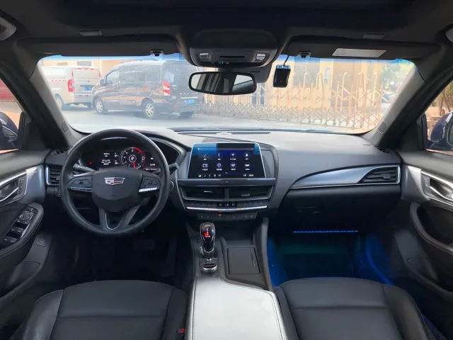 Cadillac CT5 — Фото автомобиля 9