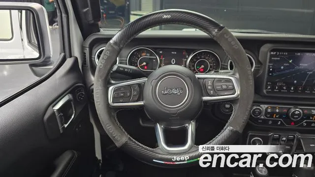 Jeep Wrangler JL — Фото автомобиля 13