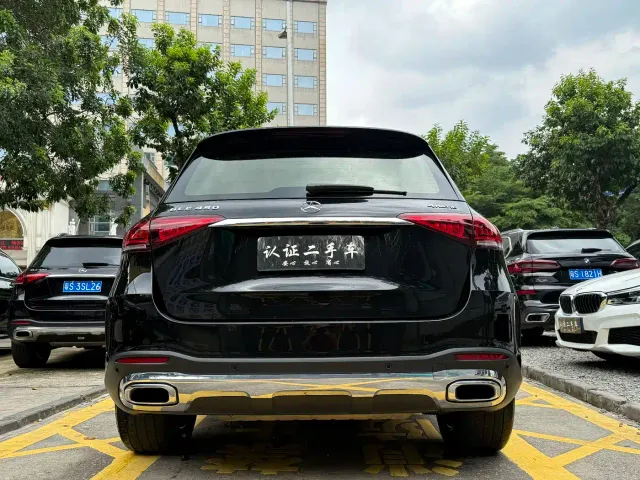 Mercedes-Benz GLE-Class — Фото автомобиля 3