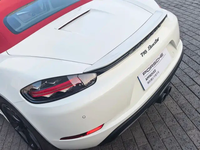 Porsche 718 — Фото автомобиля 18