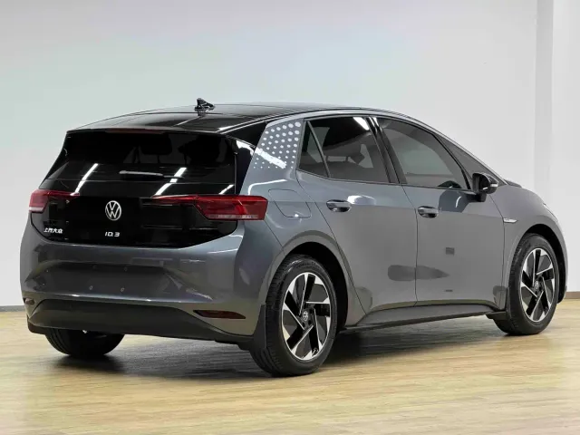 Volkswagen ID.3 — Фото автомобиля 26