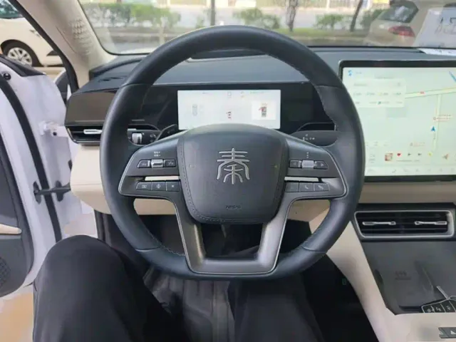 BYD Qin L — Фото автомобиля 10