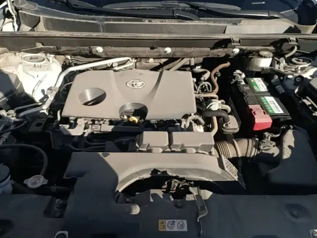 Toyota RAV4 — Фото автомобиля 19