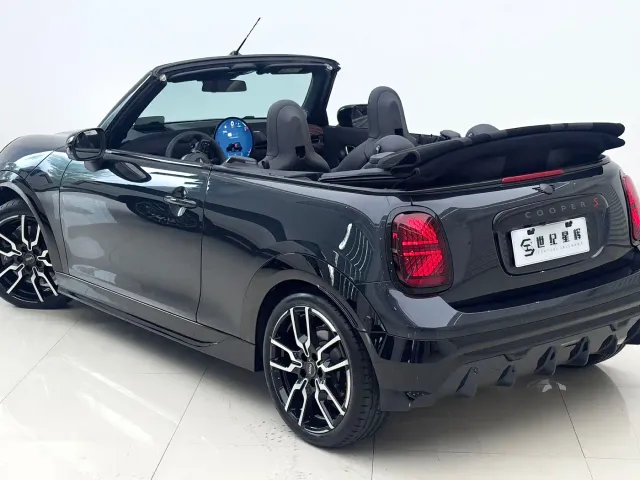 MINI Hatch — Фото автомобиля 11