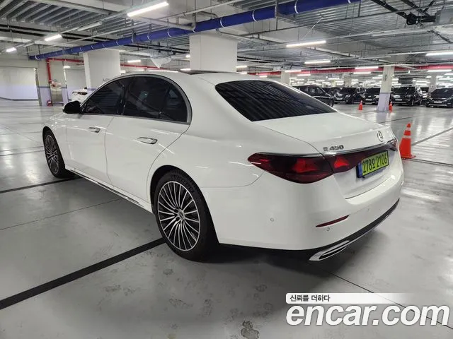Mercedes-Benz E-Class — Фото автомобиля 7