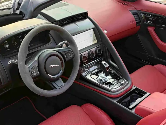 Jaguar F-Type — Фото автомобиля 11