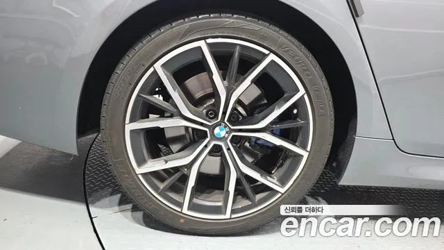 BMW 5-Series 5 серия (G30) 530i xDrive M Sport — Фото автомобиля 5