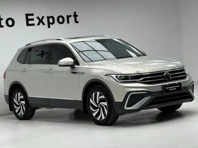 Volkswagen Tiguan L — Фото автомобиля 3