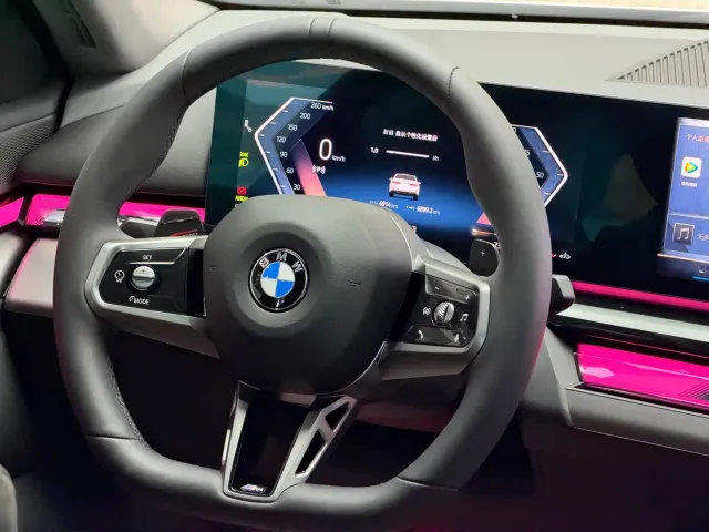 BMW 5 Series — Фото автомобиля 12