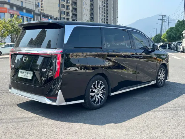 GAC Trumpchi E9 — Фото автомобиля 7