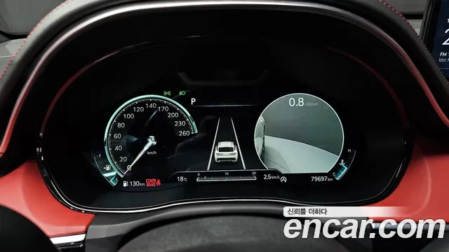 Genesis GV70 — Фото автомобиля 8