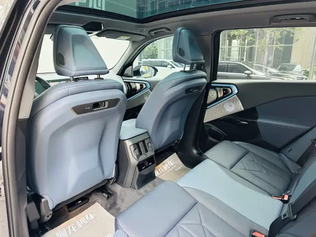 BMW X3 — Фото автомобиля 10
