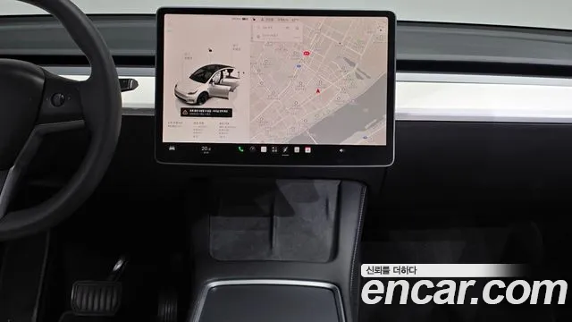 Tesla Model Y — Фото автомобиля 19
