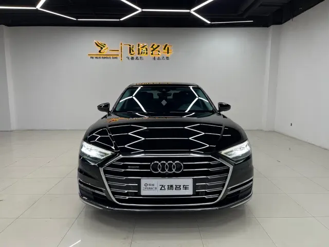 Audi A8 — Фото автомобиля 2
