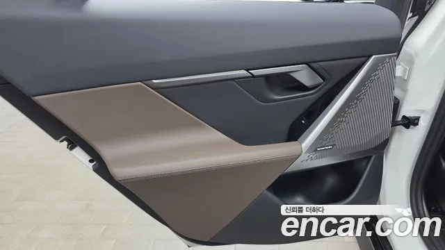 BMW 5-Series — Фото автомобиля 24