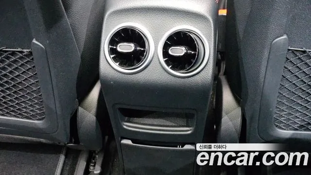 Mercedes-Benz EQB X243 — Фото автомобиля 28
