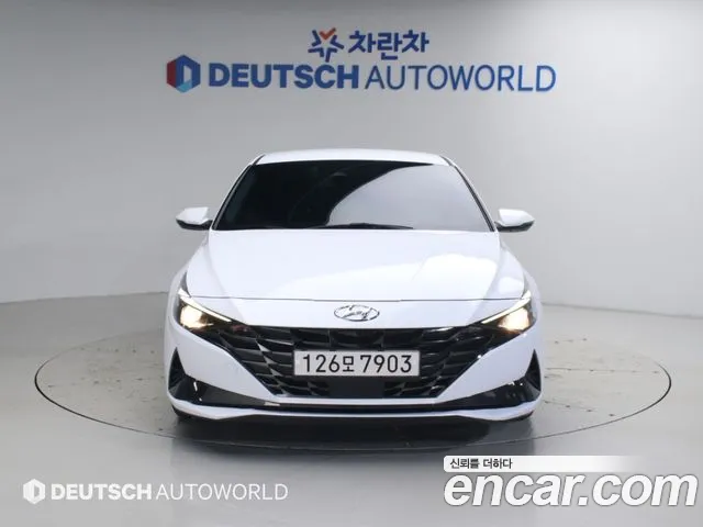 Hyundai Avante CN7 — Фото автомобиля 3