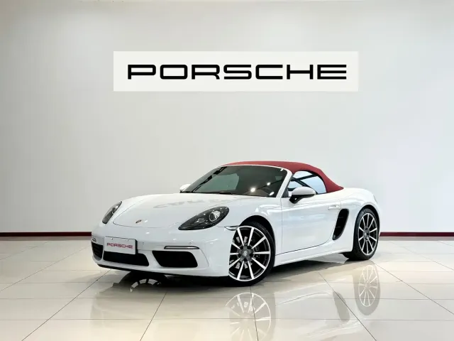 Фотография автомобиля — Porsche 718