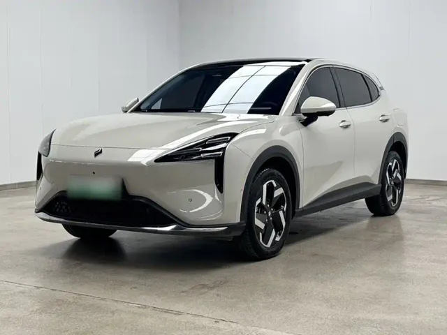 Фотография автомобиля — Baojun Yunhai