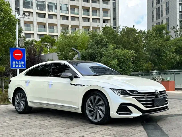 Volkswagen CC — Фото автомобиля 3