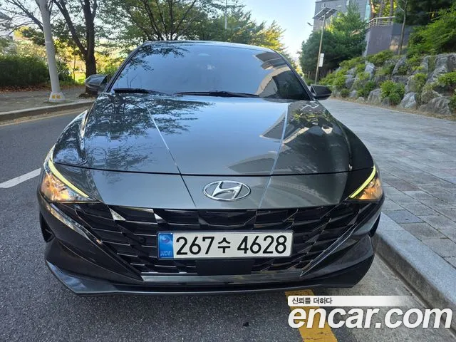 Hyundai Avante CN7 — Фото автомобиля 3