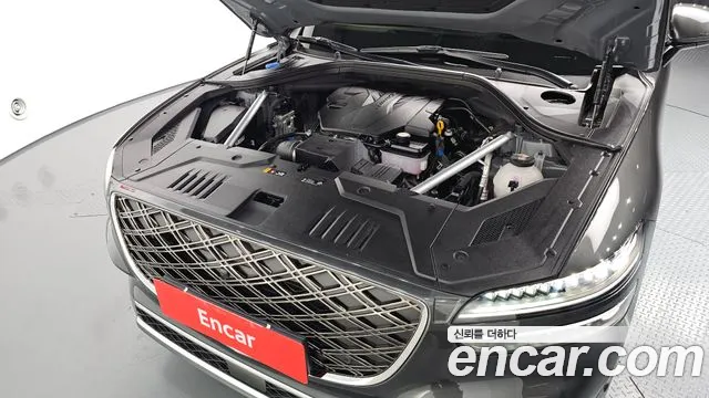 Genesis GV70 — Фото автомобиля 9