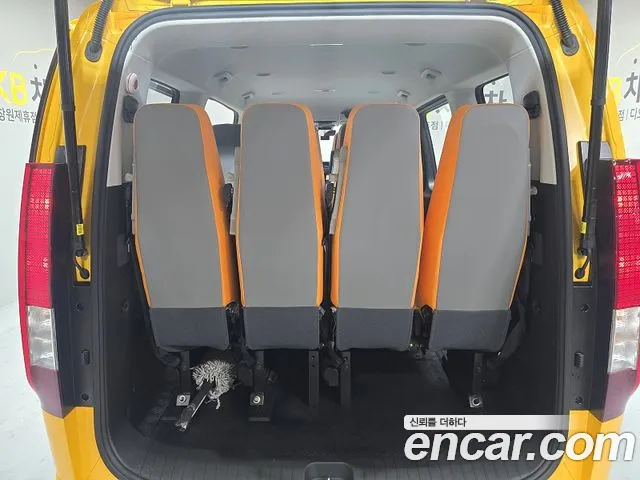 Hyundai Staria Staria L3.5 Школьный автобус — Фото автомобиля 6