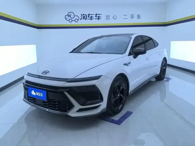 Фотография автомобиля — Hyundai Sonata