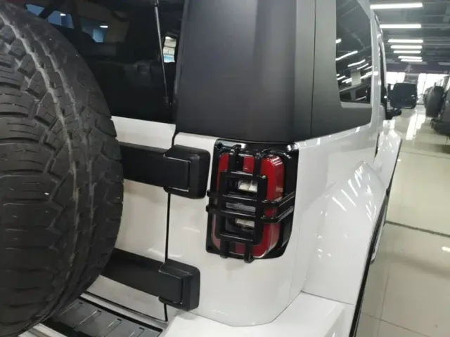 BAIC BJ40 — Фото автомобиля 7