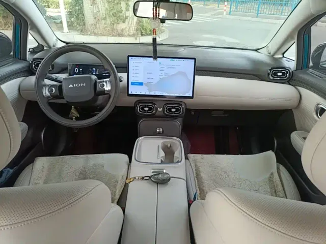 GAC Aion UT — Фото автомобиля 9