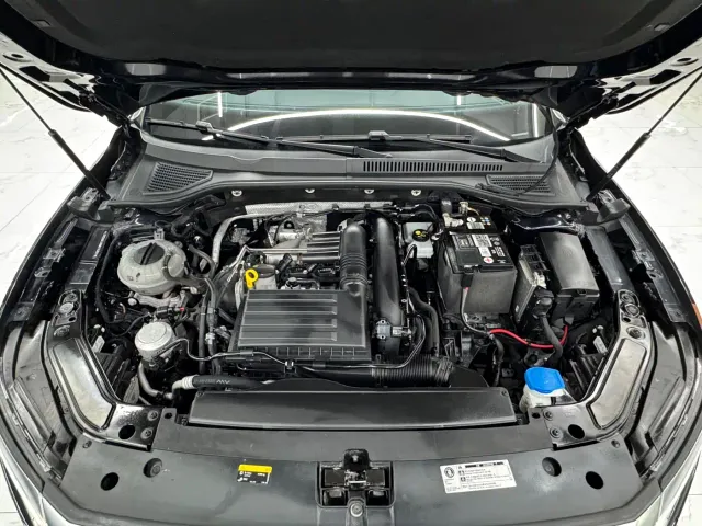Volkswagen Passat — Фото автомобиля 17